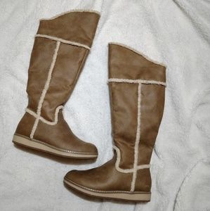 White Mountain Tomi over knee winter boots